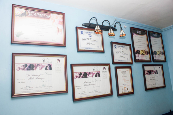 Daisy Family Salon